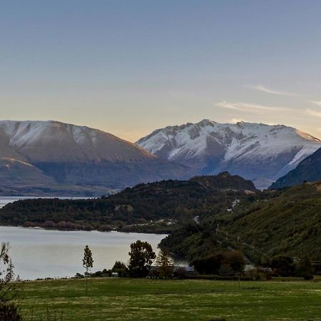 Kereru Cottage, Cosy Log Cabin, Serene Lake & Mountain Views Queenstown Exterior photo