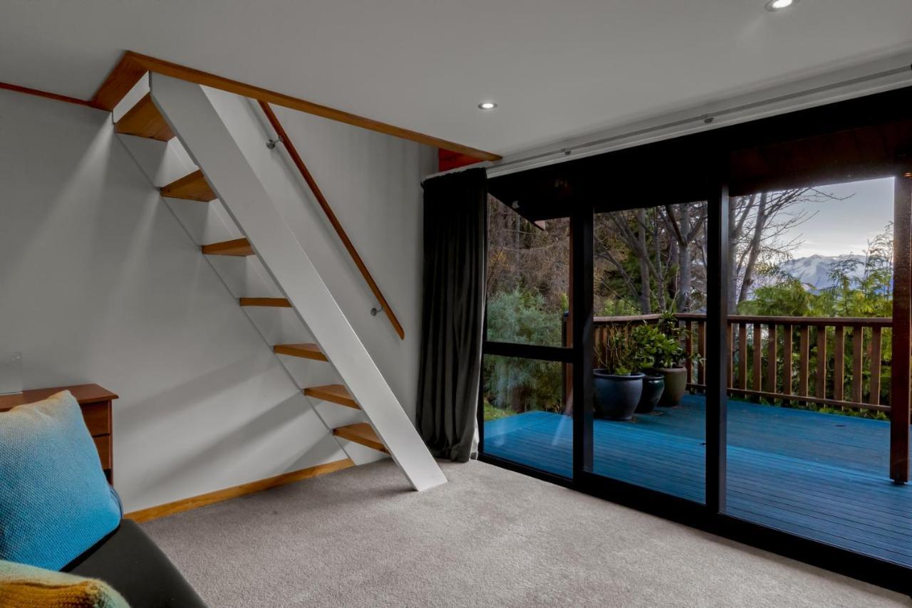 Kereru Cottage, Cosy Log Cabin, Serene Lake & Mountain Views Queenstown Exterior photo
