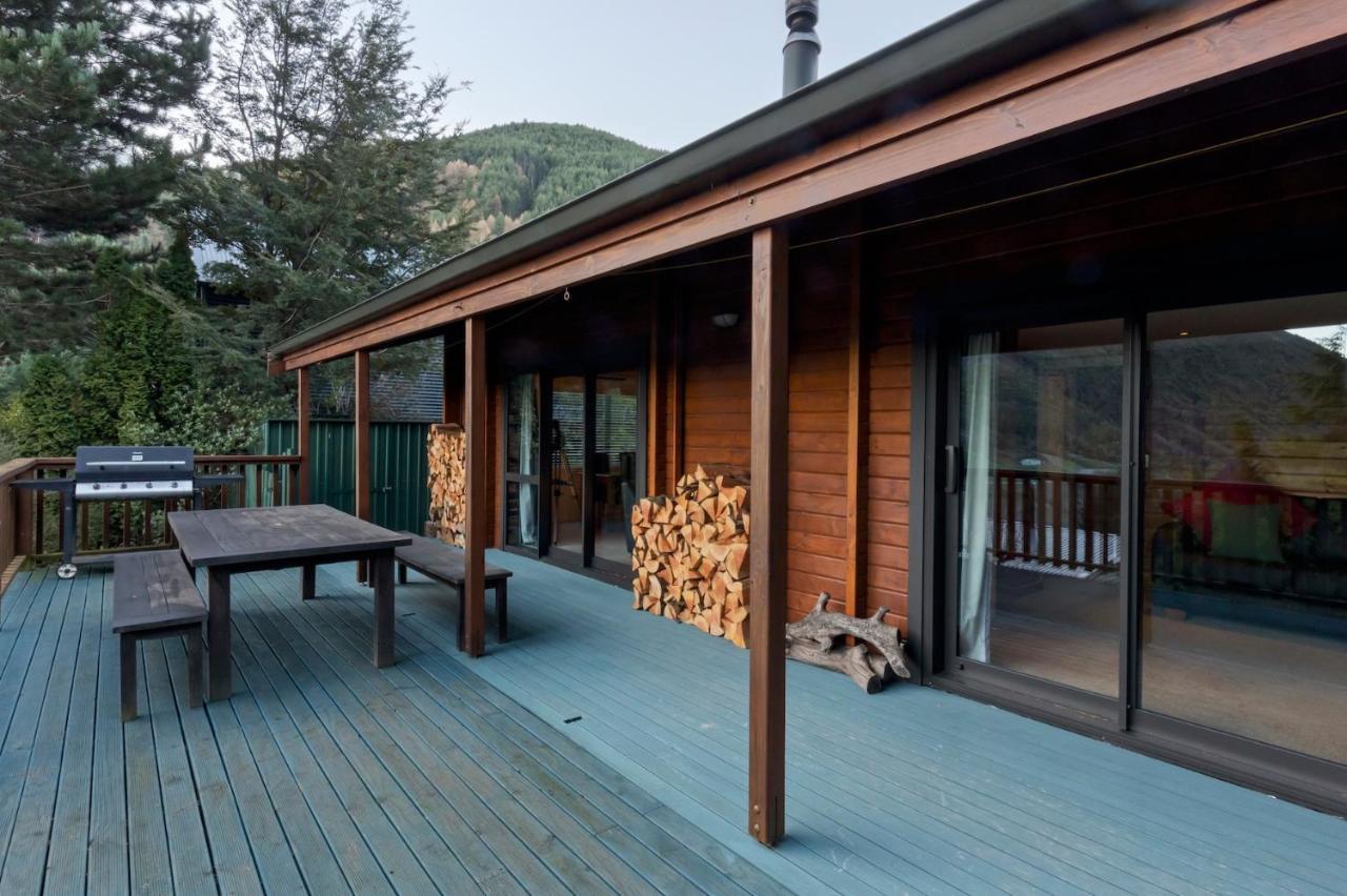Kereru Cottage, Cosy Log Cabin, Serene Lake & Mountain Views Queenstown Exterior photo